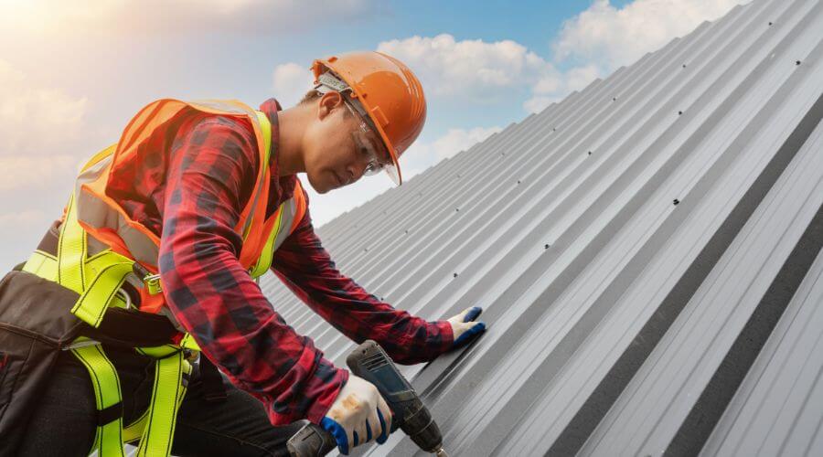 Owens Corning roofing contractor in Hunter, KS